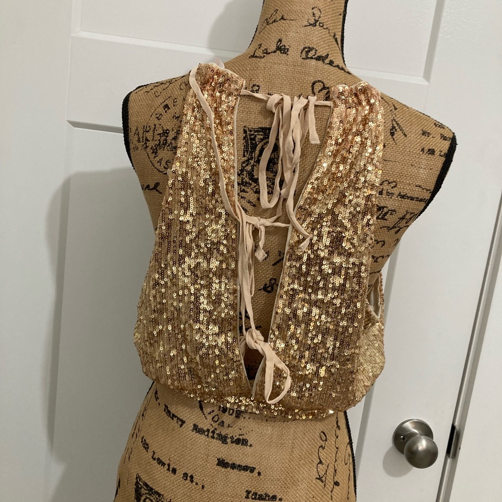 NWT Free People Dazzle the Night Gold Sequin Halter Top - Picture 3 of 9